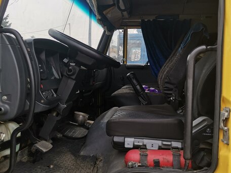 2008 КамАЗ 4308, жёлтый, 2150000 рублей, вид 5
