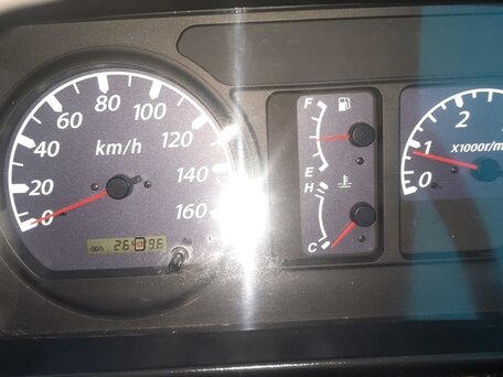 2004 Nissan Atlas, белый, 1500000 рублей, вид 2