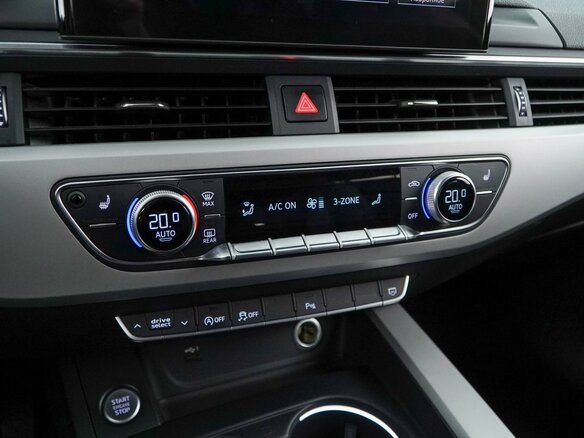 2020 Audi A4 35 TFSI V (B9) Рестайлинг, чёрный, 2500999 рублей - вид 14