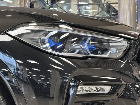 2021 BMW X6 40d III (G06), чёрный, 8900000 рублей, вид 5