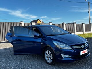 2015 Hyundai Solaris I Рестайлинг, синий, 899000 рублей, вид 3