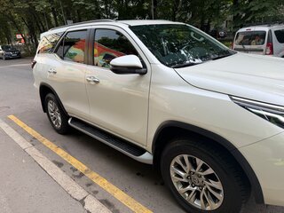 2021 Toyota Fortuner II Рестайлинг, белый, 6000000 рублей, вид 3