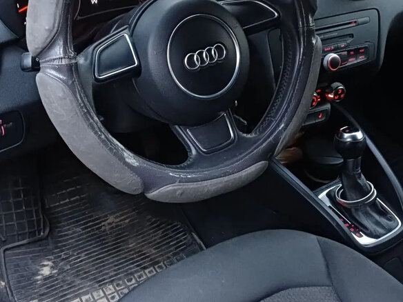 2013 Audi A1 I (8X), белый - вид 6