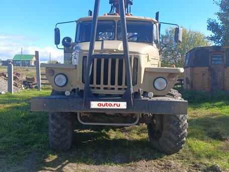 1996 Урал 4211, бежевый, 2200000 рублей, вид 4