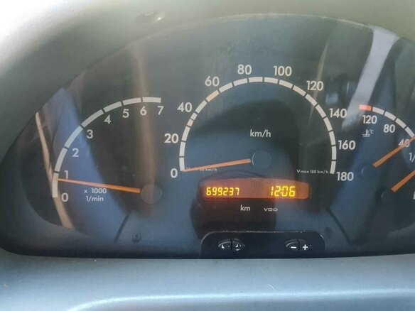 1993 Mercedes-Benz Sprinter, белый, 750000 рублей - вид 13