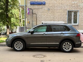 2022 Volkswagen Tiguan II Рестайлинг, серый, 2450000 рублей, вид 5