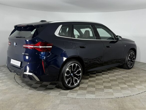 2025 BMW X3 Long 30L xDrive IV (G45/G48), чёрный, 7400000 рублей - вид 3