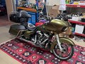 2017 Harley-Davidson Road Glide, зелёный, 1999999 рублей