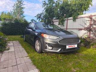 2020 Ford Fusion (North America) II Рестайлинг, серый, 850000 рублей, вид 4