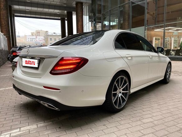 2017 Mercedes-Benz E-Класс 200 V (W213, S213, C238), белый, 3750000 рублей - вид 14