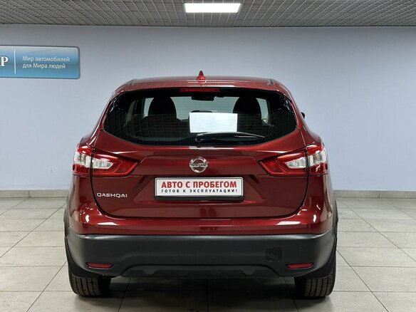 2017 Nissan Qashqai II, красный, 1570000 рублей - вид 5