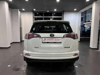 2016 Toyota RAV4 IV (XA40) Рестайлинг, белый, 2150000 рублей, вид 4