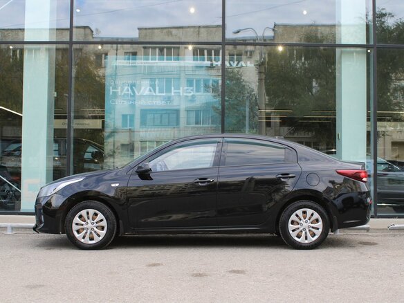 2019 Kia Rio IV, чёрный, 1320000 рублей - вид 7