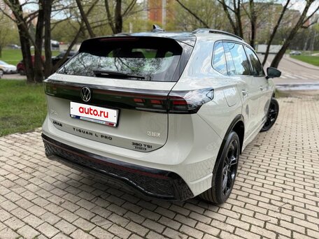 2026 Volkswagen Tiguan L Pro III (China Market), серый, 4847000 рублей, вид 3