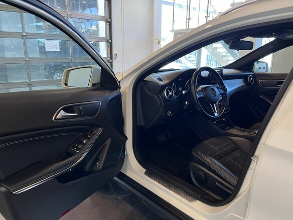 2014 Mercedes-Benz GLA 250 I (X156), белый, 1798000 рублей - вид 20