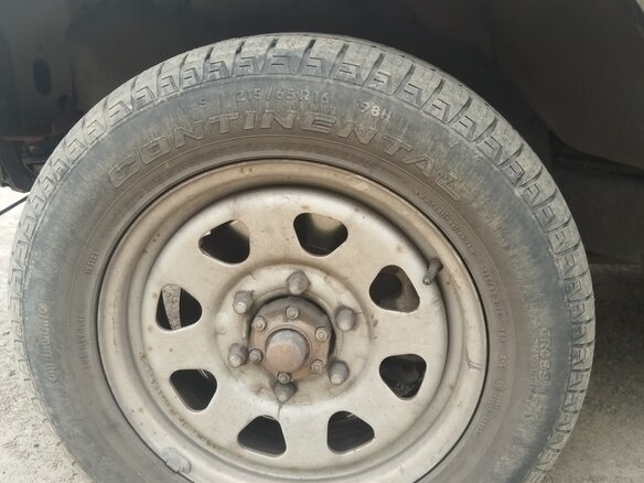 2009 Nissan NP300, красный, 1380000 рублей - вид 11