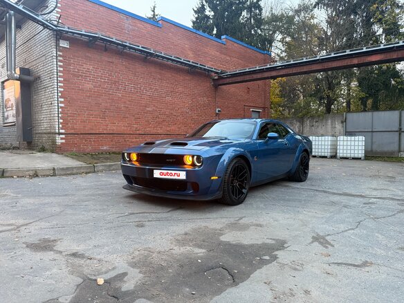 2020 Dodge Challenger SRT III Рестайлинг 2, синий, 5750000 рублей