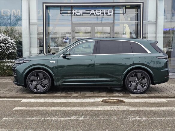 2026 Li Auto (Lixiang) L7 52.3 kWh I Рестайлинг, зелёный, 10790000 рублей - вид 2