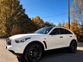2015 Infiniti QX70, белый, 2700000 рублей, вид 2