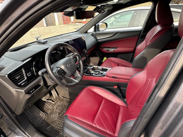 2023 Lexus NX 450h+ II, серый, 4084000 рублей - вид 20