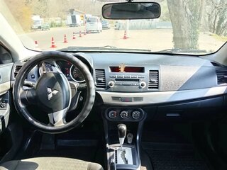 2012 Mitsubishi Lancer X Рестайлинг, белый, 680000 рублей, вид 4
