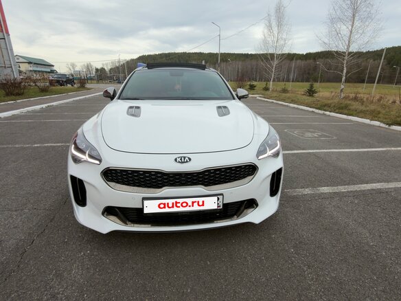 2019 Kia Stinger I, белый, 2570000 рублей - вид 2