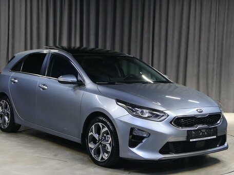 2018 Kia Ceed III, серебристый, 1499000 рублей, вид 3