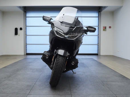 2026 Honda GL 1800 Gold Wing, чёрный, 3640000 рублей, вид 2