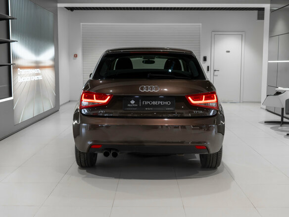 2012 Audi A1 I (8X), коричневый, 990000 рублей - вид 5