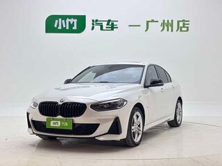 2023 BMW 1 серии 120i III (F52) Рестайлинг, белый, 1760000 рублей, вид 1