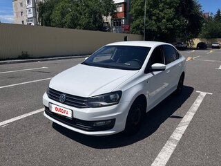 2017 Volkswagen Polo V Рестайлинг, белый, 550000 рублей, вид 2
