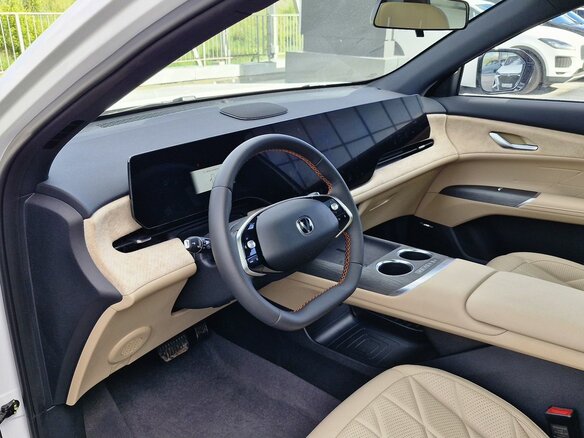 2025 Changan CS75 Plus IV, белый, 4339900 рублей - вид 11