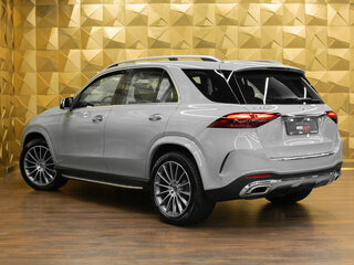 2025 Mercedes-Benz GLE 450 II (V167) Рестайлинг, серый, 14990000 рублей, вид 2