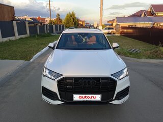 2021 Audi Q7 45 TFSI II (4M) Рестайлинг, белый, 5750000 рублей, вид 3