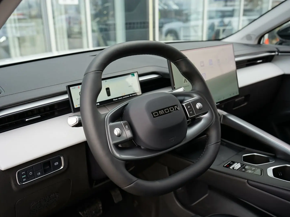 2026 Omoda C5 II, красный, 2849000 рублей - вид 8