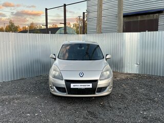 2011 Renault Scenic III, бежевый, 570000 рублей, вид 3