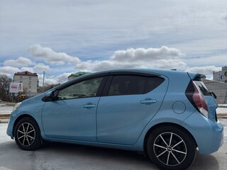 2016 Toyota Aqua I Рестайлинг, голубой, 950000 рублей, вид 4