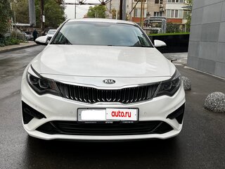 2018 Kia Optima IV Рестайлинг, белый, 2450000 рублей, вид 2