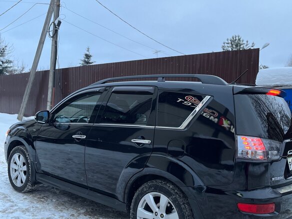 2012 Mitsubishi Outlander II Рестайлинг, чёрный, 1690000 рублей - вид 10