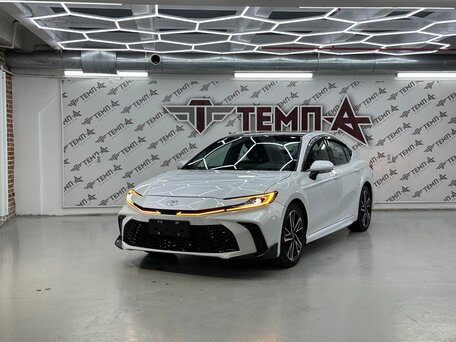 Toyota Camry IX (XV80) China Market