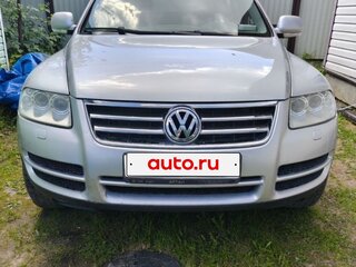 2005 Volkswagen Touareg I, серебристый, 700000 рублей, вид 1