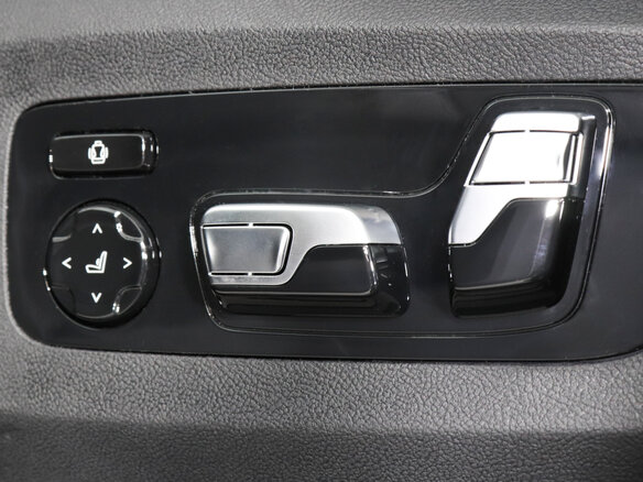 2025 BMW X6 40i III (G06) Рестайлинг, синий, 14700000 рублей - вид 10