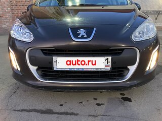 2012 Peugeot 308 I Рестайлинг, коричневый, 750000 рублей, вид 3