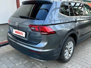 2019 Volkswagen Tiguan Allspace II, серый, 2050000 рублей, вид 3