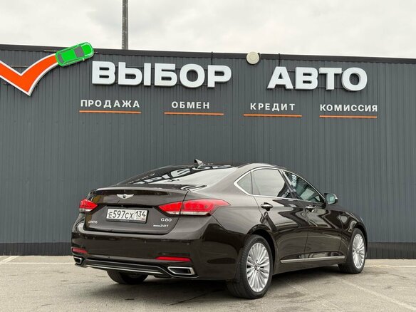 2018 Genesis G80 I, коричневый, 2499000 рублей - вид 1
