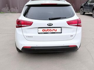 2018 Kia Ceed II Рестайлинг, белый, 1150000 рублей, вид 5
