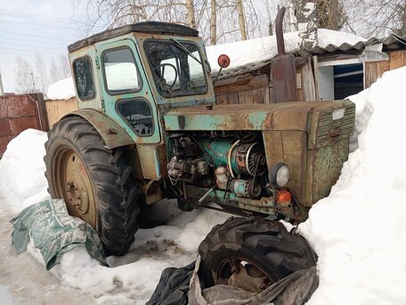 1977 ЛТЗ Т-40АМ, зелёный, 280000 рублей, вид 1