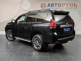 2019 Toyota Land Cruiser Prado 150 Series Рестайлинг 2, чёрный, 4199000 рублей, вид 2