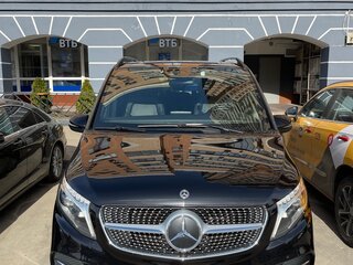 2021 Mercedes-Benz V-Класс Long 220 d длинный III (W447) Рестайлинг, чёрный, 4700000 рублей, вид 1