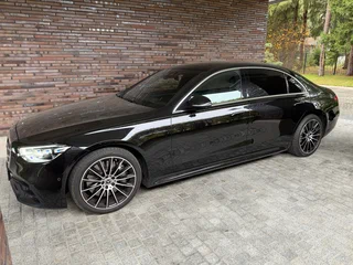 2021 Mercedes-Benz S-Класс 450 Long 4MATIC VII (W223), чёрный, 11000000 рублей, вид 1